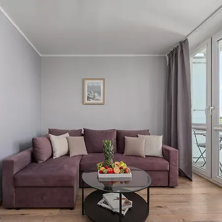 Lumina I 4-room With Parking & Balcony アパート ワルシャワ
