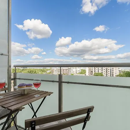 アパート Lumina I 4-room With Parking & Balcony